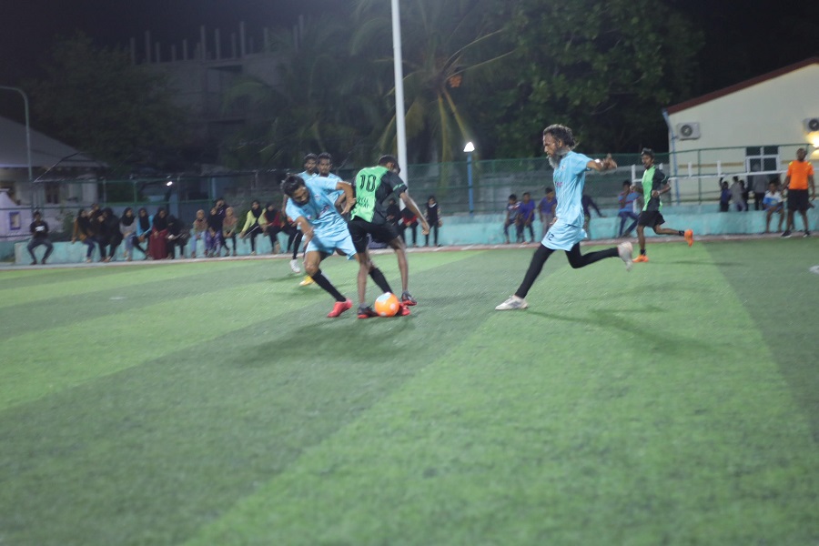 ކޮރަލް މަތިވެރި ފުޓްސަލް ލީގު: ބޮޑުތަފާތަކުން މޮޅުވެ ވެލި ބީޗު އެއްވަނައިގައި ހަމަޖެހިލައިފި