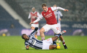 އާސެނަލުން ވިދިވިދިގެން 3 މޮޅު ހޯދައިފި