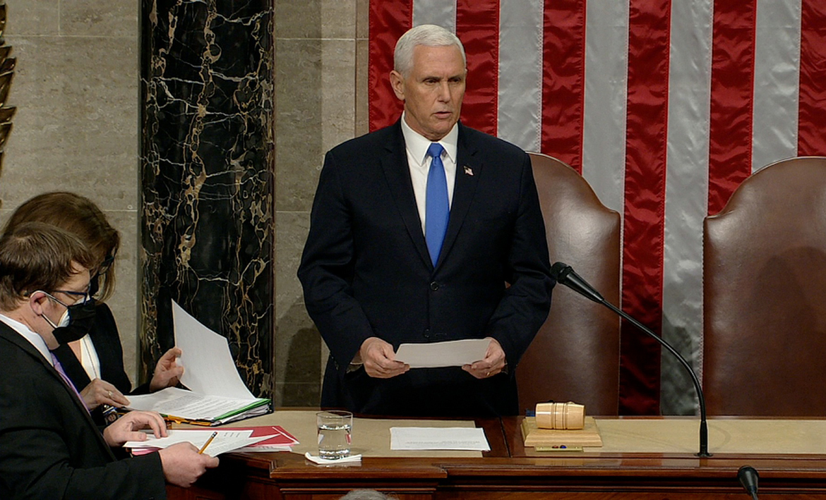 ކޮންގްރެސްގެ ނިންމުމާއެކު ޓްރަމްޕް ބަލި ގަބޫލުކުރައްވައިފި