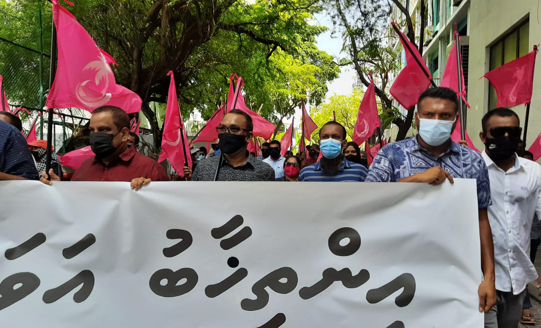 އިދިކޮޅު ކޯލިޝަން ހިންގުމާ ހަވާލުވެހުންނެވި އަބްދުއްރަހީމް ހައްޔަރުކޮށްފި