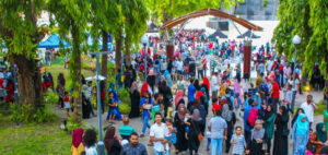 ޕާކުތައް ހުޅުވާފައި ހުންނަ ގަޑިއަށް ބަދަލުގެނެސް، ހަފްލާތަކަށް ދޫކުރުން ހުއްޓާލައިފި
