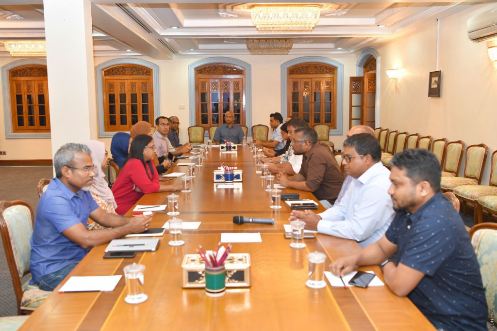 ސިޔާސީ މުވައްޒަފުންނަށް ސަރުކާރާއި ދެކޮޅަށް ހިޔާލު ފާޅުނުކުރެވޭގޮތަށް ހެދީ 2012 ގައި: ރައީސް އޮފިސް