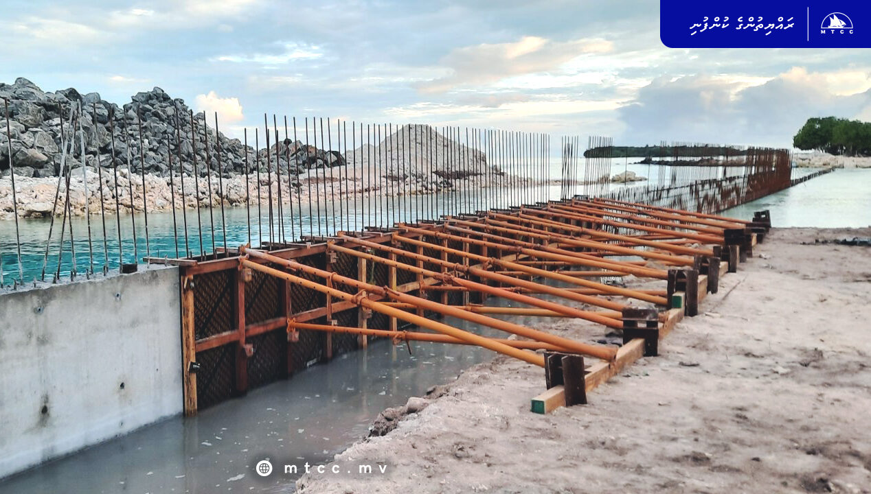 ނެއްލައިދޫ ބަނދަރުގެ 42 އިންސައްތަ މަސައްކަތް ނިންމައިފި