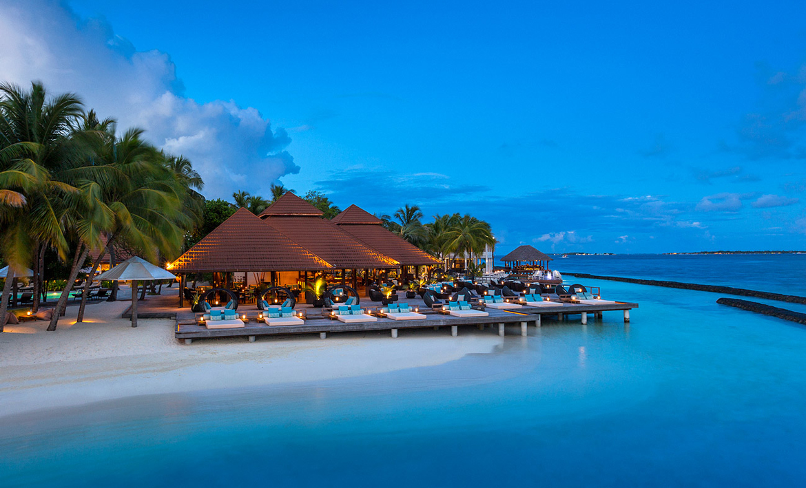 ފަތުރުވެރިކަމަށް 50 އަހަރު ފުރުން ފާހަގަ ކުރުމަށް ކައުންޓްޑައުން ފަށައިފި