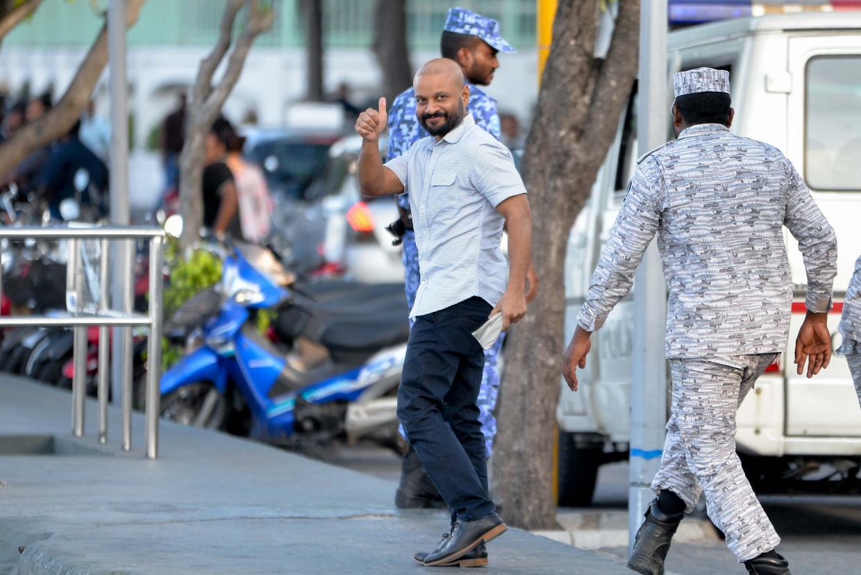 ފާރިސް ޚިޔާނާތްތެރިވިކަމަށް ބުނާ މައްސަލަ ދިޔާނާ ފުލުހަށް ހުށައަޅައިފި