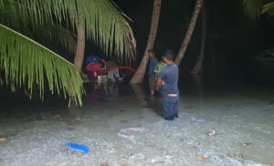 ނަރުދުއަށް އުދަ އަރައި 8 ގެއަކަށް ގެއްލުންވެއްޖެ