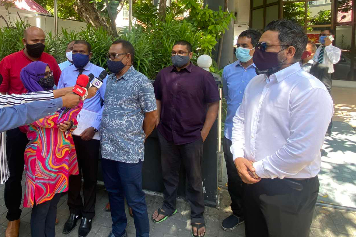 އިންތިހާބާ ގުޅޭގޮތުން އިދިކޮޅުން ހުށަހެޅި މައްސަލަ ސިވިލް ކޯޓުން ބަލައިނުގަތުމަށް ނިންމައިފި