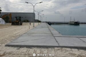 ރަކީދޫ ބަނދަރު މަސައްކަތް ނިމުމަކާއި ގާތަށް