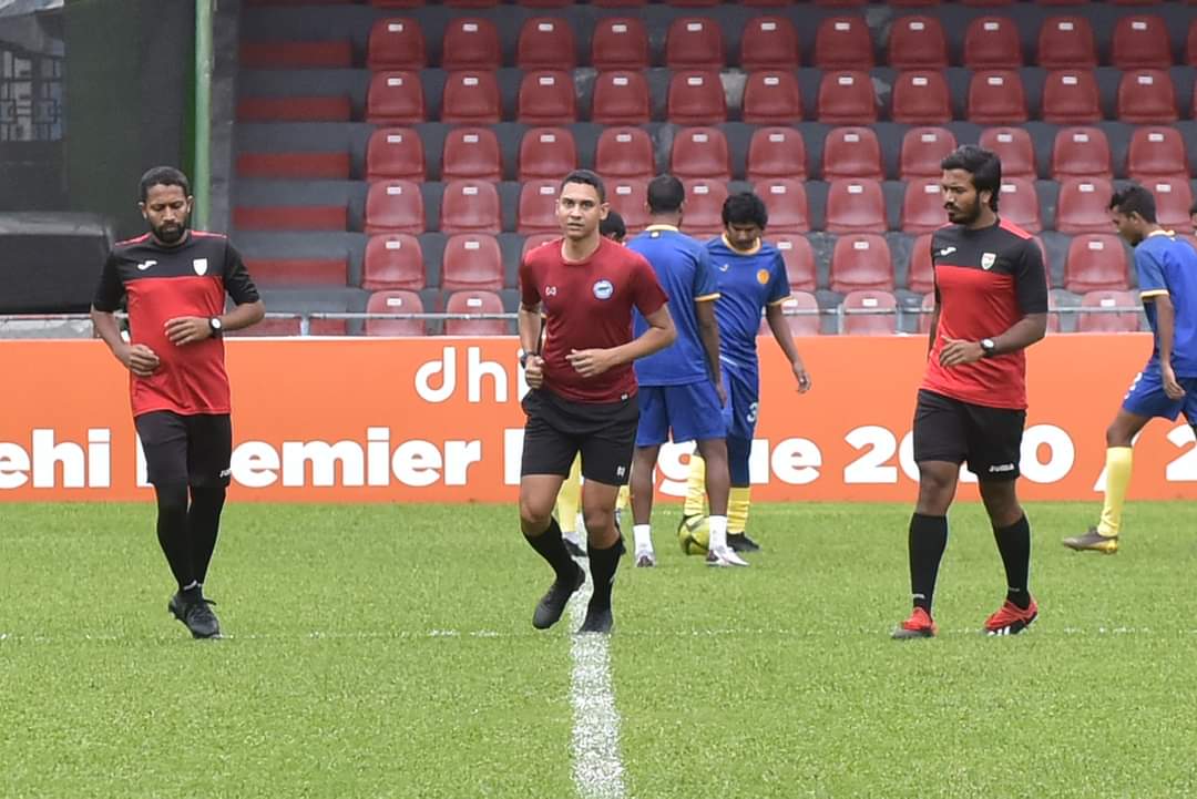 ރެފްރީންގެ ނިންމުންތަކަށް މީޑިޔާގައި ކޯޗުންނަށް ފާޑުނުކިޔޭނެ ކަމަށް އެފްއޭއެމުން ބުނެފި