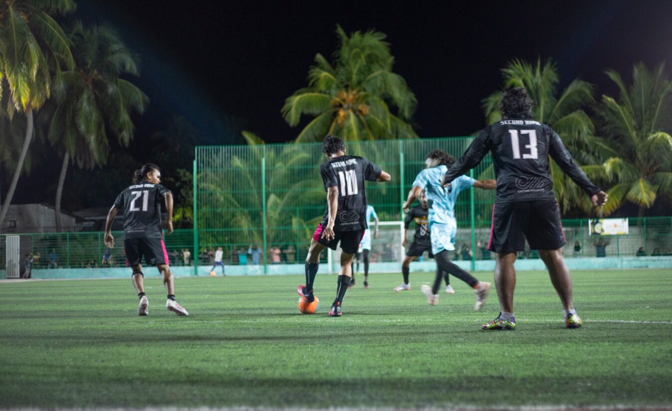 ކޮރަލް މަތިވެރި ފުޓްސަލް ލީގު: ވެލި ބީޗު މޮޅުވެ ލީޑު ފުޅާކޮށްފި