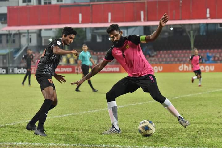 ޔޫވީ އަތުން އީގަލްސްއަށް މުހިންމު މޮޅެއް