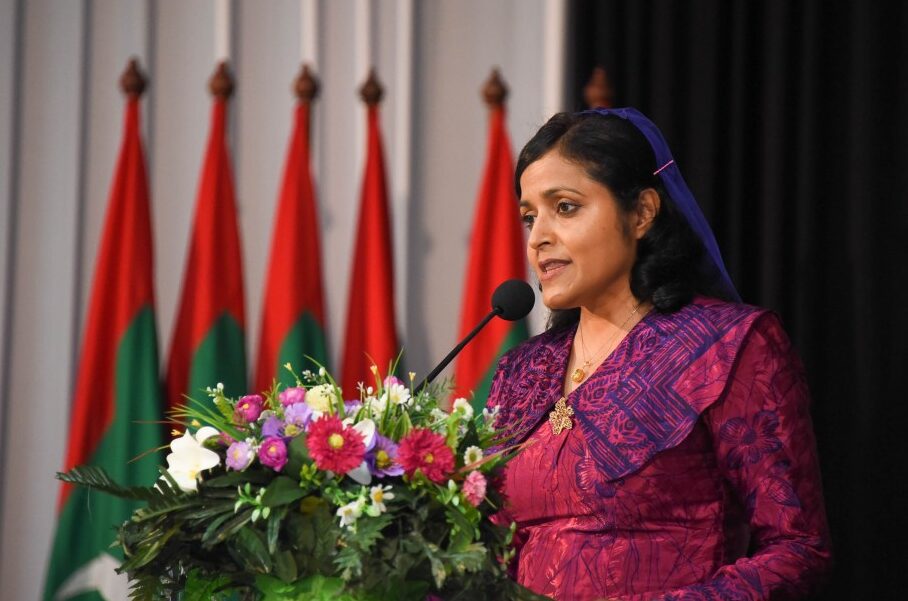 ޅެންވެރިންގެ ޅެންތަކުން ނުތަނަވަސްކަން ފިލުވައި، ހިތްތަކަށް ފުން އަސަރު ކުރުވާ: ޔުމްނާ