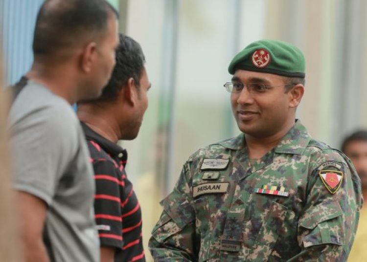 ސިފައިންގެ ބަދަހިކަމާއިއެކު ޤާނޫނީ ވެރިކަމަށް ކިޔަމަންވުމަށް އިހުސާން ގޮވާލައްވައިފި