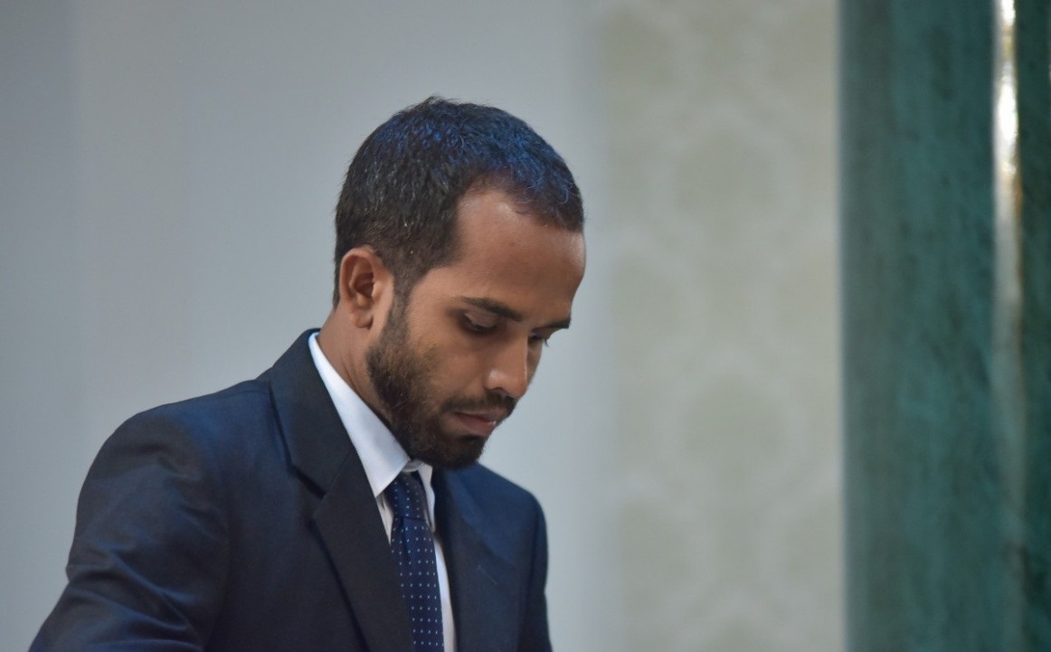 ސޯޝަލް މީޑިއާގައި ހުތުރު ބަސް ބޭނުންކުރާ މީހުންނަށްވެސް ދަޢުވާކުރެވެން ވާނެ: ހައިލަމް