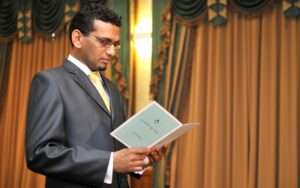 ކޯވިޑް އިތުރުވަނީ އެއްވުންތައް އެޗްޕީއޭ އިން ކޮންޓްރޯލް ނުކުރާތީ: ޑީޑީ
