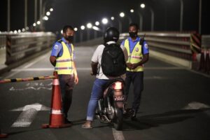 ކޯވިޑް-19ގެ ނުރައްކާ ބޮޑުވެ ފުލުހުންގެ އޮޕަރޭޝަން ލެވެލް އުފުލައިފި