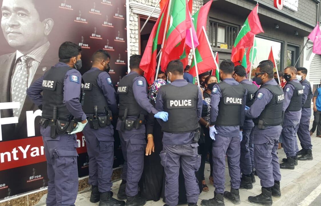 މިއަދު ފެނިގެންދަނީ ރައްޔިތުން ނޭވާލާތީވެސް އުދަގޫވެގެން އުޅޭތަން: ޝިޔާމް