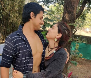 ބައްޕަގެ ފިޓްނެސް ކޯޗާ ދެމެދު އޮތްގުޅުން އާމިރް ޚާންގެ ދަރިފުޅު އެންމެފަހުން ހާމަކޮށްފި