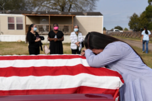 ކޯވިޑް19ގައި މަރުވި މީހުންގެ އަދަދު އެމެރިކާގައި 500،000 އަށްވުރެ މައްޗަށް