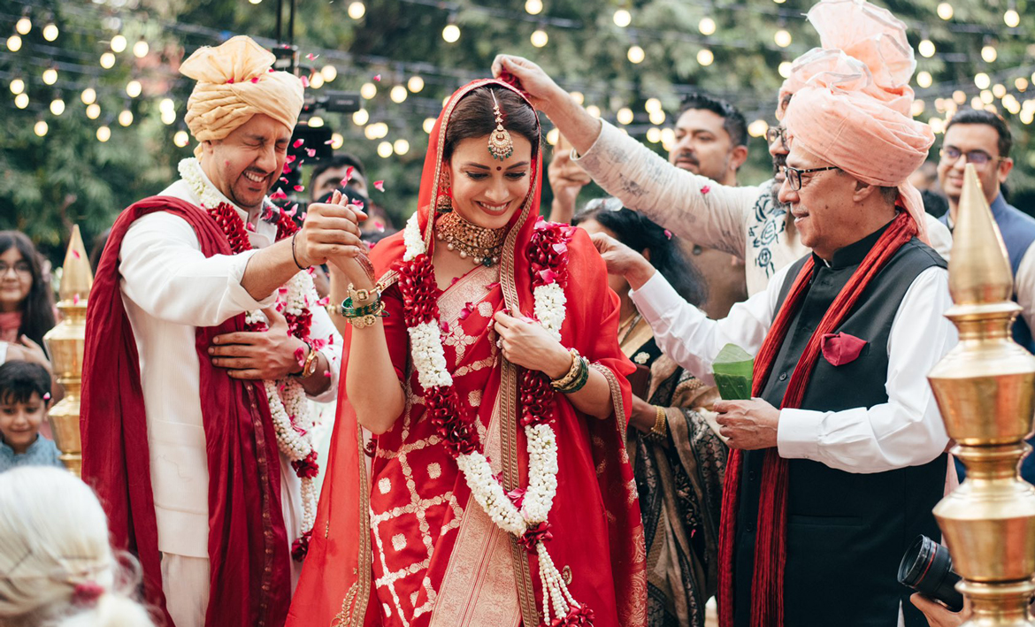 ދިއާގެ ކައިވެނީގެ ފޮޓޯތަށް ދެކެފިންތަ؟