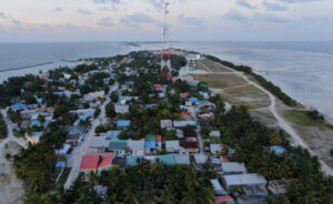ކޯވިޑް ވެކްސިން ދިން އުމުރުން ދުވަސްވީ މީހަކު ނިޔާވެއްޖެ