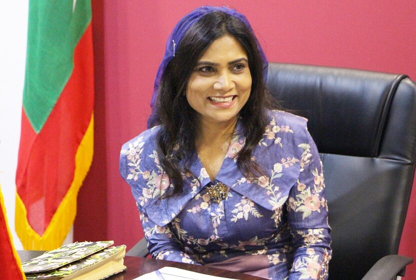 ކޯވިޑް ވެކްސިނާއި ގުޅޭ ދޮގު މައުލޫމާތު ފަތުރާނަމަ ފިޔަވަޅު އަޅާނަން: ބްރޯޑްކޮމް