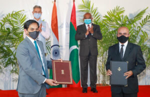 އިންޑިޔާއިން އިތުރު 100،000 ޑޯޒް ވެކްސިން ހަދިޔާކޮށްފި