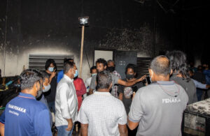 ވޭމަންޑޫއަށް ކަރަންޓު ދިނުމަށް 2 ޖަނަރޭޓަރު ގެންދިއުމުގެ މަސައްކަތް ފަށައިފި