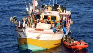 ޤަވާއިދާ ޚިލާފަށް ރާއްޖޭގެ ކަނޑުގެ ސަރަހައްދުގައި އުޅުނު ލަންކާ މަސް ބޯޓެއް ހިފަހައްޓައިފި