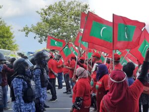 އިދިކޮޅު ކޯލިޝަނުން "މަގޭ ފްލެޓް ކޮބާހޭ؟" ނަމުގައި ކުރިއަށް ގެންދިޔަ މުޒާހަރާ
