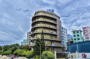 ދައުލަތަށް ގެއްލުންވާ ގޮތަށް ބޭހެއް އެތެރެ ކުރި އެސްޓީއޯގެ ދެ މުވައްޒިފަކަށް ދައުވާ ކުރަން ފޮނުވައިފި
