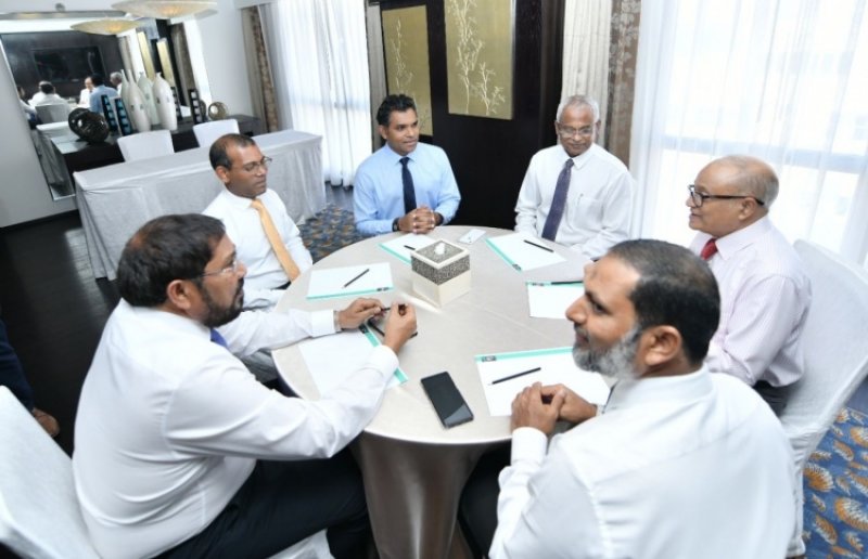 ކޯލިޝަން ދެމި އޮންނާނެ، ކޯލިޝަން ރޫޅާލުމުގެ ވިސްނުމެއްނެތް: ރައީސް