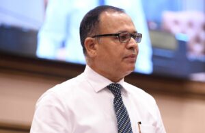 ކޯލިޝަންގައި އެމްޑީޕީ ނޫން ޕާޓީތަކަށް ދީފައިވަނީ ފެންކައްކާ ބޮލީގެ އިއްޒަތް: އާދަމް ޝަރީފް