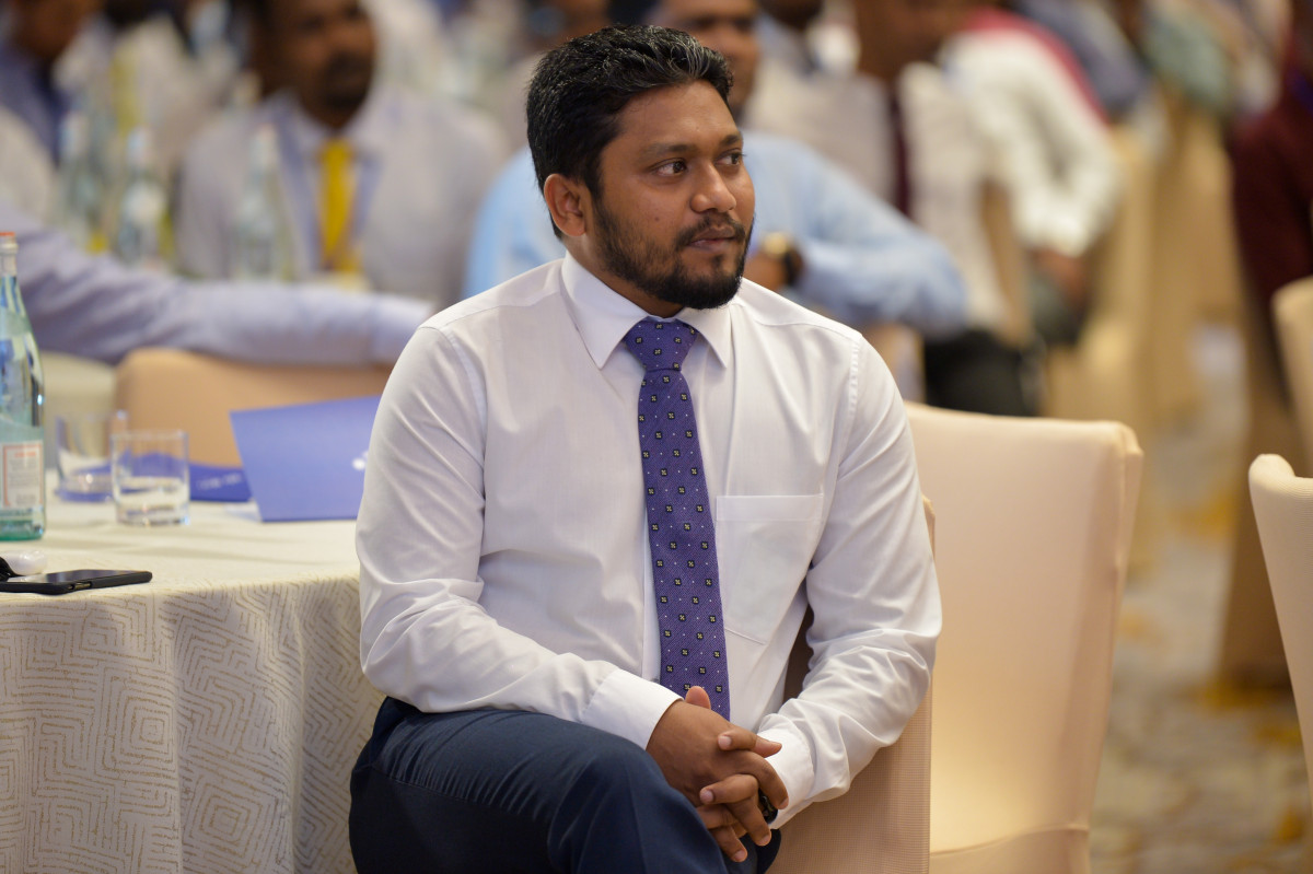 އަދާލަތަކީ ވަކި މީހެއްގެ ފަހަތުން އެނބުރޭނެ ޕާޓީއެއް ނޫން: ޢަލީ ޒާހިރު