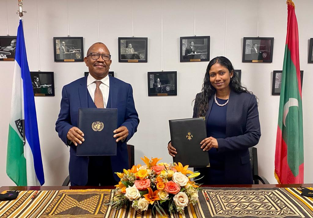 ރާއްޖެއާއި ލެސޯތޯ އާއި ދެމެދު ސިޔާސީ ގުޅުން ޤާއިމްކޮށްފި