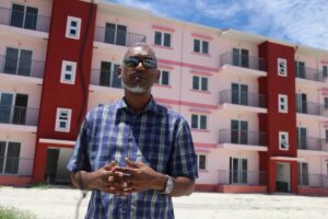 ޑރ.މުޢިއްޒު އަކީ ފްލެޓް ބައްޕަ: ރުކުމާ