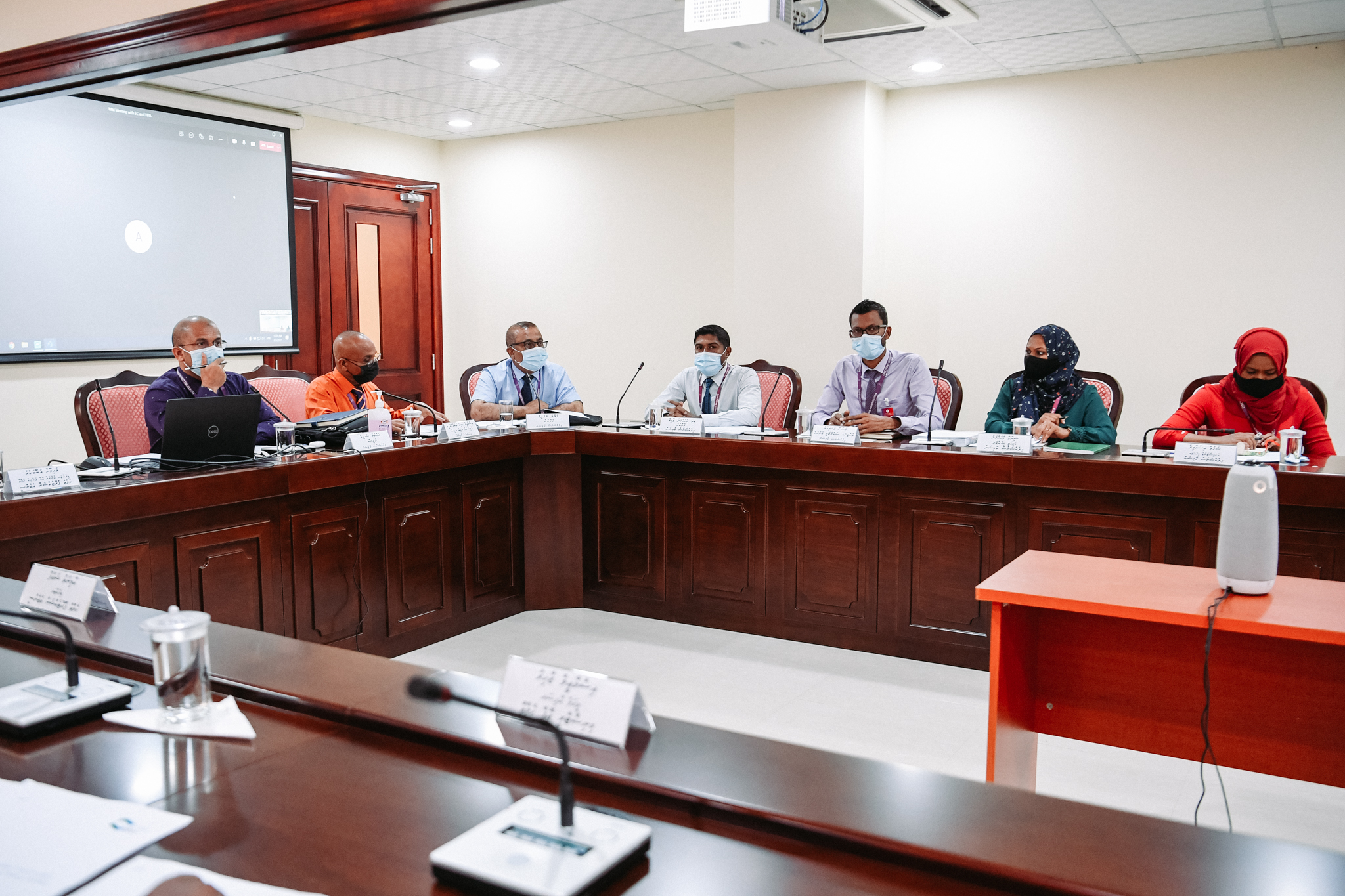 އިންތިޚާބު ބޭއްވުމަށް 29 މިލިއަން ރުފިޔާ އީސީ ބަޖެޓަށް އިތުރުކޮށްދޭން ފާސްކޮށްފި