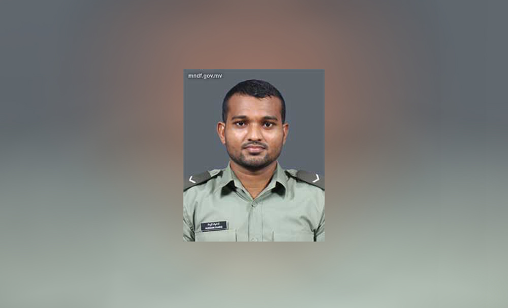މޫދަށް ފޭބި ސިފައިންގެ މީހަކު ގެއްލިގެން ހޯދަނީ