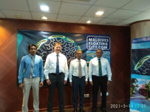 ފްލޯޓިން ސިޓީ ޕްރޮޖެކްޓުގެ ލޯކަލް ކޮންސަލްޓެއްޓެއްގެ ގޮތުގައި، ކޮރަޕްޝަގެ ކުށް ސާބިތުވެ ޖަލަށް ހުކުމް ކުރި ބޭފުޅެއް