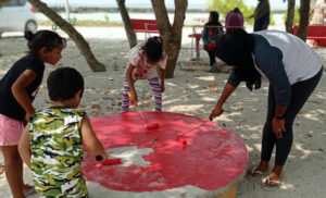 ބީއެމްއެލްގެ މުވައްޒަފުންގެ އެހީ 3 ރަށަކަށް