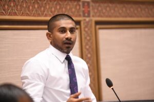 އަޑުބަރޭގެ އަމަލާއިމެދު ޔޫތު މިނިސްޓްރީއަށް އެޅޭނެ ފިޔަވަޅެއްނެތް: މަހުލޫފް