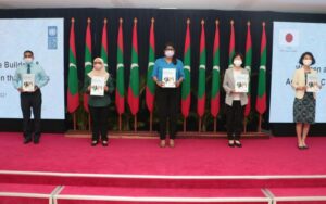 ހަރުކަށި ފިކުރާއި ދެކޮޅަށް އަންހެނުން ބާރުވެރިކުރުމަށް ޚާއްސަ ރިޕޯޓެއް ނެރެފި