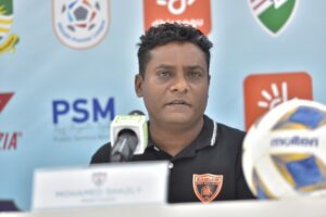 ގަދަ ހަޔަކަށް އެރުމަށް ގްރީން ބަލިކުރުން މުހިއްމު: ޝާޒްލީ