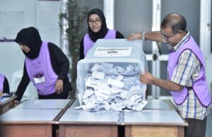 ބާކީވާ ވޯޓް ކަރުދާސް ވަގުތުން ނައްތާނުލައި ލޯވަޅެއް އަޅަން ނިންމައިފި