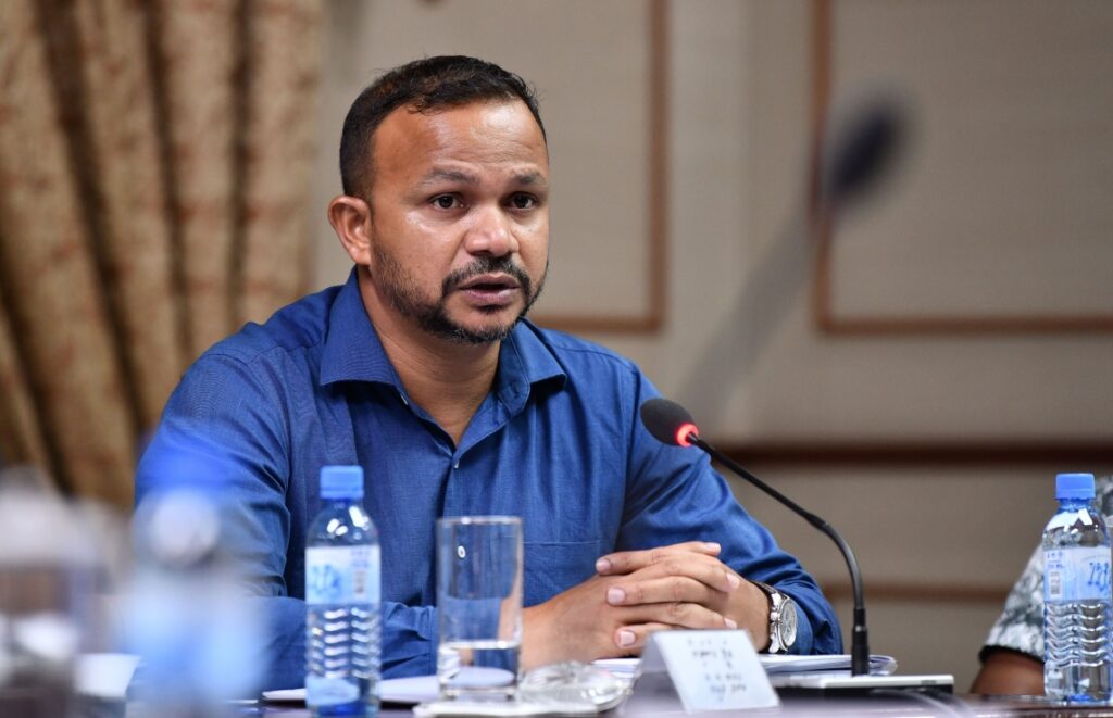 އީގަލް ހިލްސް އެއްބަސްވުން ގާނޫނުއަސާސީއާ ޚިލާފުކަމަށް ބުނެ ދުސްތޫރީ މައްސަލައެއް ހުށަހަޅައިފި