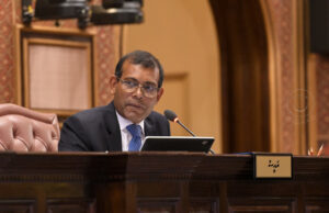 ބަރުލަމާނީ ނިޒާމުގައި މެމްބަރުން ތިބޭނީ ވަޒީރުންނަށް: ނަޝީދު