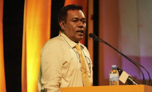 ޤައުމީ މަޖިލިސްގައި ބަރުލަމާނީއާއި ދެކޮޅު، ކެނޑިޑޭޓުންނަށް ތާއީދުކުރަން: އިބްރާ