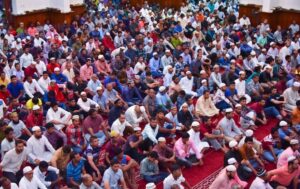 ކާމިޔާބު މުއުމިނެއްގެ ކިބައިގައި ހުންނަންޖެހޭ ފުތަރަމަ ސިފައަަކީ ފަރުޟު ފަސް ނަމާދަށް ރައްކާތެރިވުން: ޚުޡުބާ