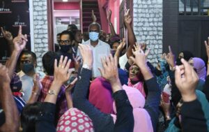 ވެރިކަމާއި، 65 ގޮޑިއާއި، ނުފޫޒާއިއެކު އިދިކޮޅުގެ އަތްފައިބަދެ ބޭއްވި އިންތިޚާބުގައި ސައިޒު ދައްކާލައިފި