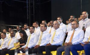 ބަރުލަމާނީ ނިޒާމަށް ސުޕަމެޖޯރިޓީގެ ބޮޑު މެޖޯރިޓީން ނޫނެކޭ ބުނެފި